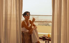 جراند بلازا موفنبيك ميديا سيتي